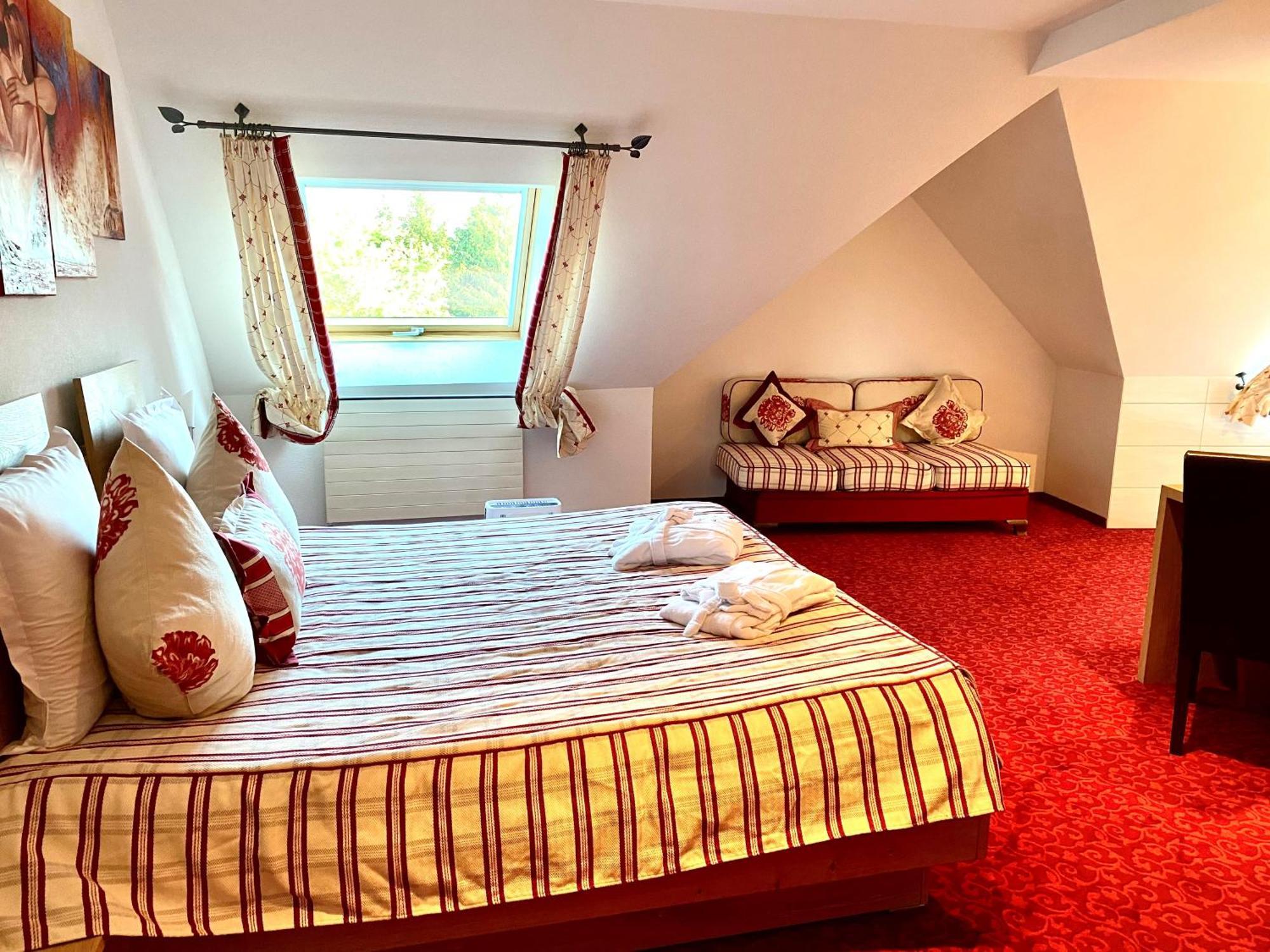 Hotel Restaurant Le Petit Kohlberg Lucelle エクステリア 写真